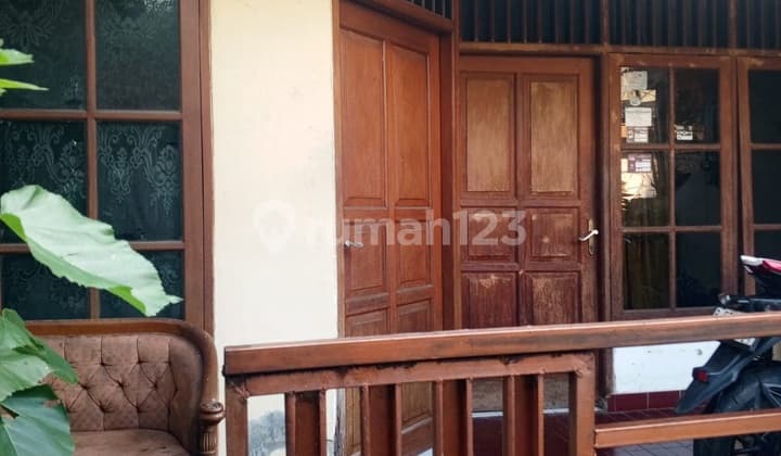 Rumah 2 Lantai. Prumnas Klender. Strategis