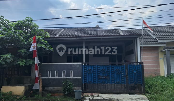 Perumahan Citayam Village. Jalan Utama.