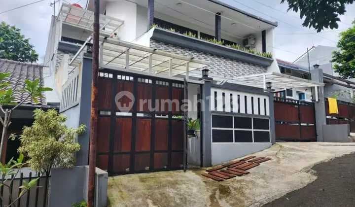 Rumah Cantik Modern Cimanggu Permai Akses Tol dan Stasiun