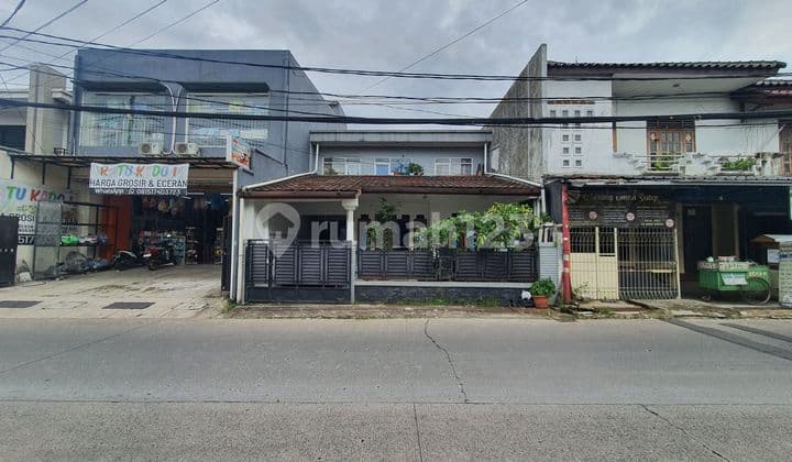 Commercial Property in East Bogor Area, Suitable as a Shop House.