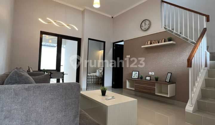 Rumah Siap Huni 2 Lantai di Sawangan Depok Dekat Pintu Tol