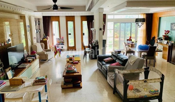 Dijual Rumah di Townhouse Lotus Palace Pik
