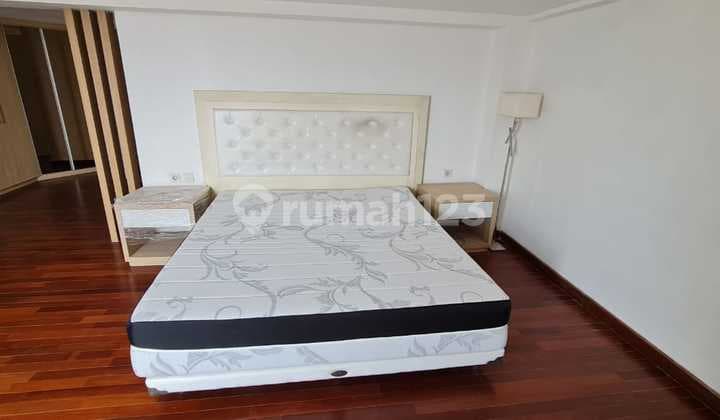 Apartement Grand Kartini Type Penthouse