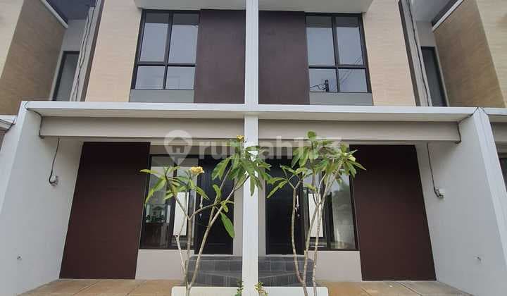 Rumah 2 Lantai Minimalis Modern Dalam Cluster deket BSD