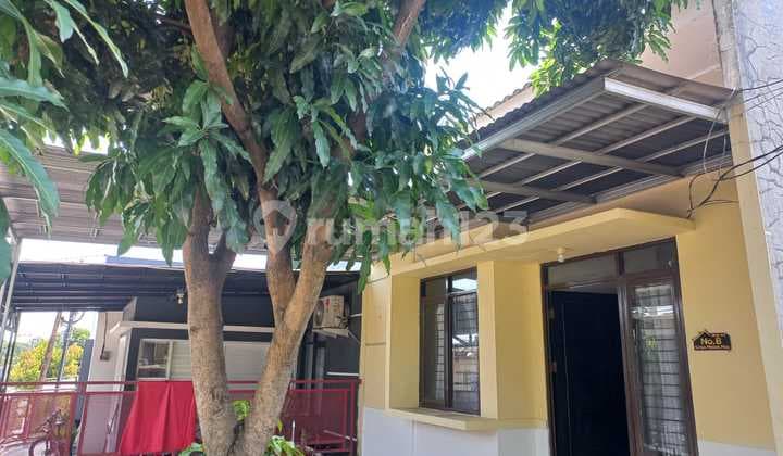 Spacious, Comfortable, and Ready-to-Occupy Asri House in Depok City