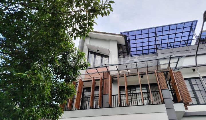 Rumah Bagus 3 Ada Kolam Renang di Bintaro Jayadekat Tol