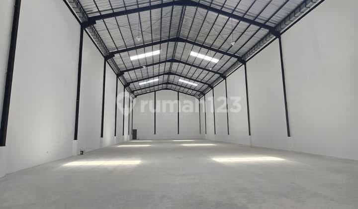 For Rent Warehouse Laksana Business Park, Pakuhaji Tangerang, Area 930M2.
