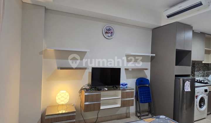 Disewa Apartemen Gold Coast, Studio, 28M2, Full Furnished