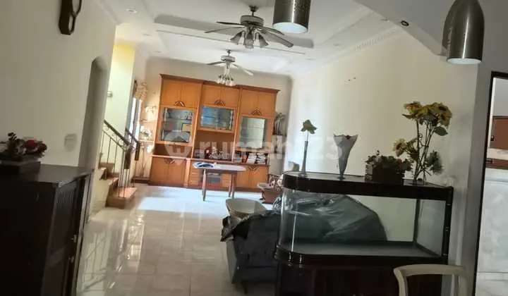 For Sale Budi Indah Daan Mogot House, Area 180m2, 4BR, 3BA, Furnished, Freehold Certificate