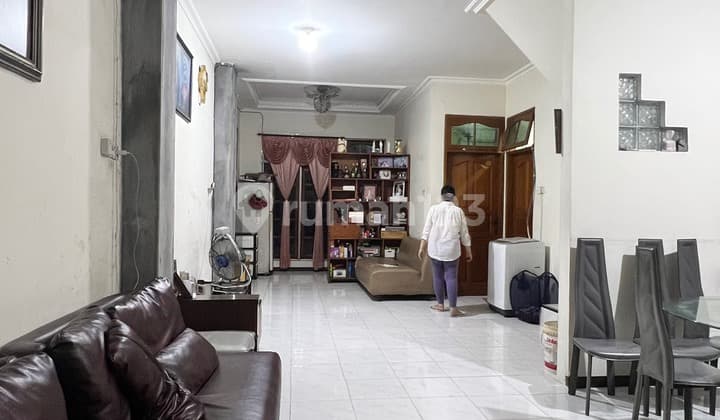 Dijual Rumah Muara Karang Uk 6x17m 2 Lantai Siap Huni Rapih Jalan Lebar Shm