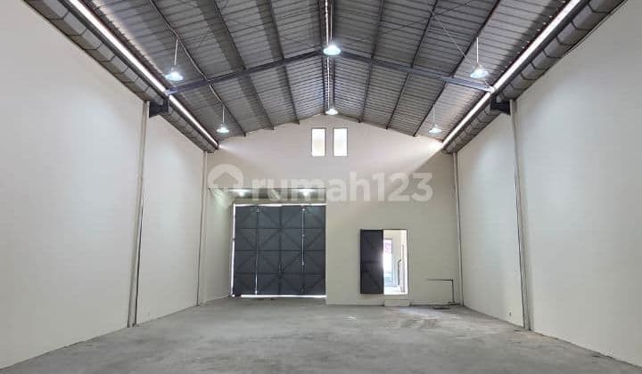 Disewa Gudang Elang Laut Sentra Industri Luas 330m2 Ada Office 3 Lantai Rapih Siap Pakai Akses 40ft Kawasan Pergudangan