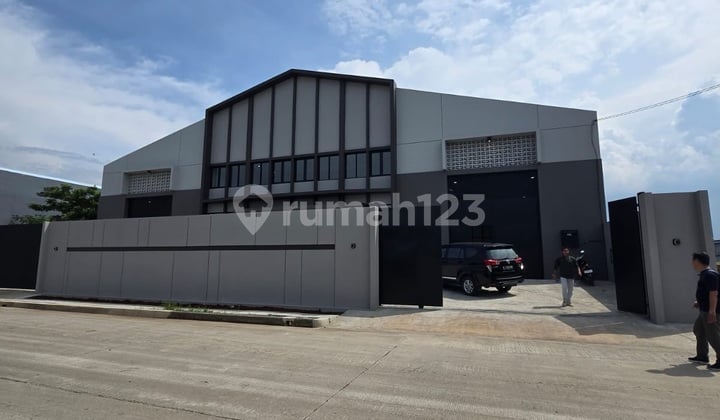 For Rent Laksana Pakuhaji Tangerang Warehouse Brand New Land Area 1860M Building Area 1620M Includes 2 Offices Ready to Use Rare Find Excellent Condition