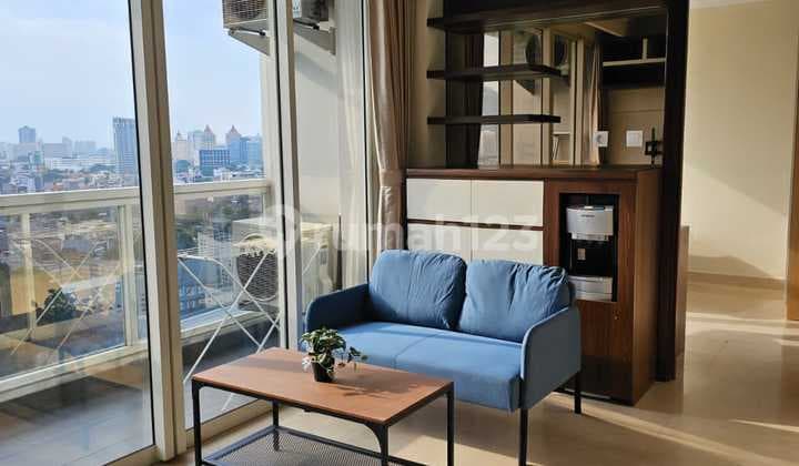 Menteng Park 2 Bedrooms 2 Bathrooms Middle Floor Furnished