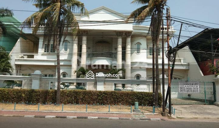 Rumah Mewah Jalan Raya Pluit Putra Siap Huni Strategis