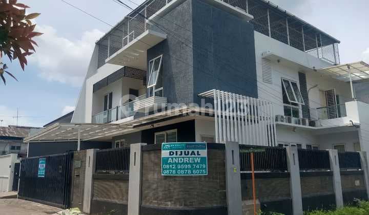 Muara Karang Blok 5 Hook Timur Utara 3 Lantai SHM Bisa Kpr