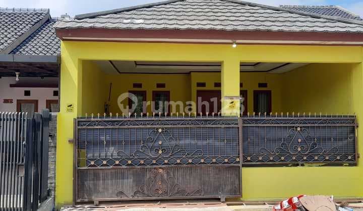 Rumah minimalis bangunan sendiri di Cibiru dekat ke masjid al jabar bandung