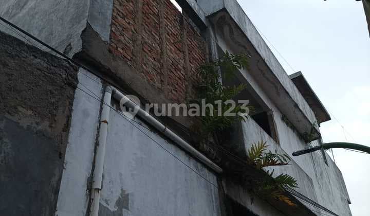 Rumah kos di samping jalan maleber sayap garuda kota bandung