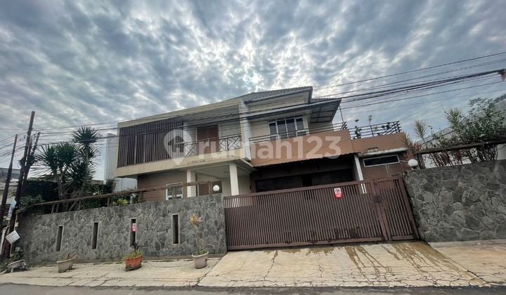 Rumah Villa View Kota di Cileunyi bandung timur Bangunan terawat Bagus kokoh kuat bagus