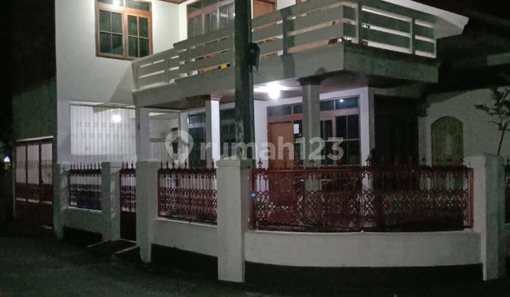 Rumah 2 Lantai bagus mewah semi villa di Pameungpeuk Banjaran bandung