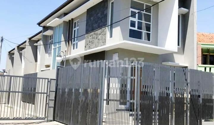 Rumah Mewah Dua Lantai Di Mekar Wangi Kota Bandung