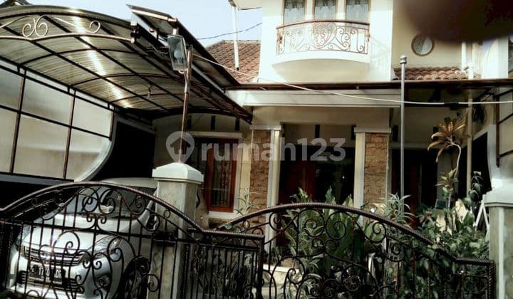 Rumah Dua Lantai Siap Huni Di Antapani Bandung