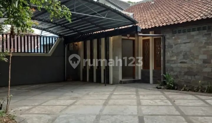 Rumah Besar Dbersih Masuk Mobil 4 Dihegarmanah Bandung Utara