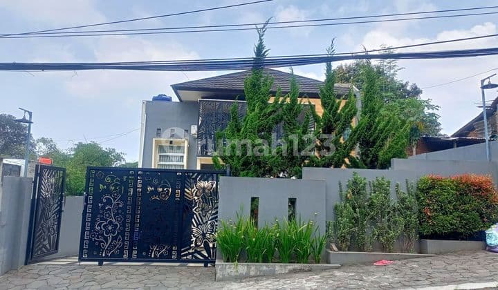 Rumah Asri Keren Di Padasuka Jalan Utama Kawasan Sejuk Dan Strategis Dekat Dago