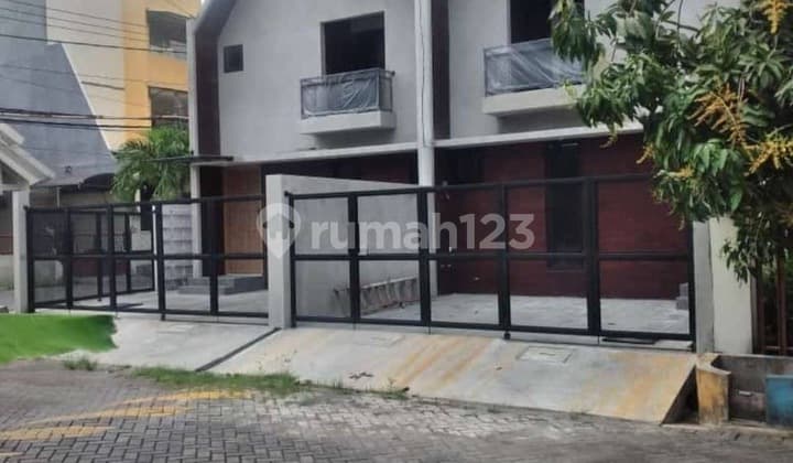 Dijual Cepat Rumah 2Lt Siap Huni di Kutisari Indah Sby