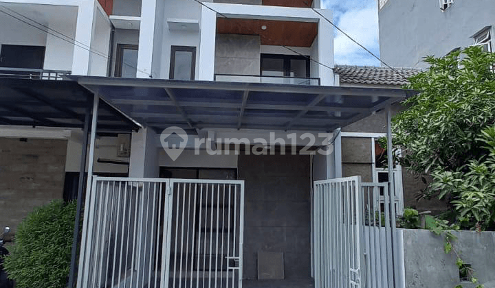 Dijual Cepat Rumah Siap Huni 2Lt Royal Paka Rungkut