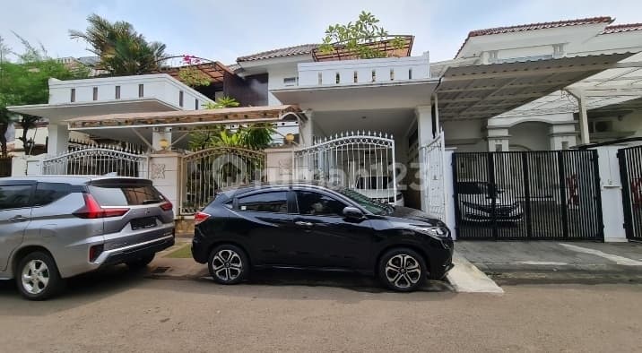 Rumah Cantik Turun Harga Di Puspita Loka Bsd