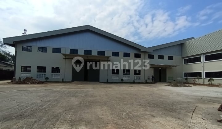 New Luxurious Ready-to-Occupy Warehouse Location in Cibadak Tangerang