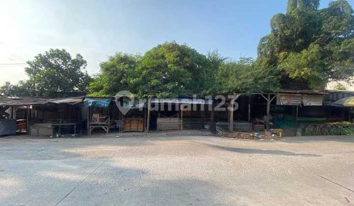 Land Near Banjaran Market Suitable For Business