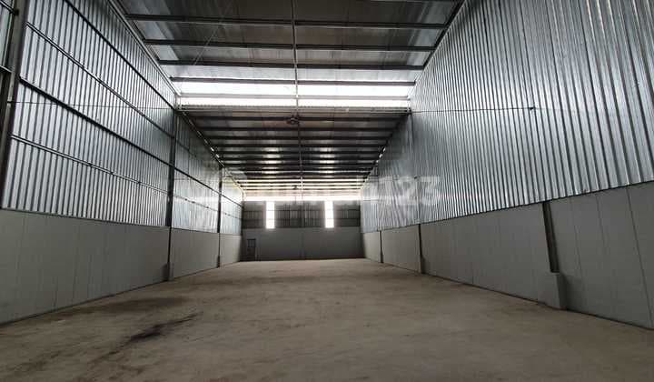 Gudang Sipa Pakai di Komp. Pergudangan