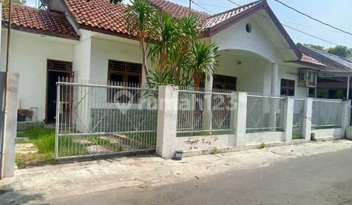 Rumah Pusat Kota Dekat RSI
