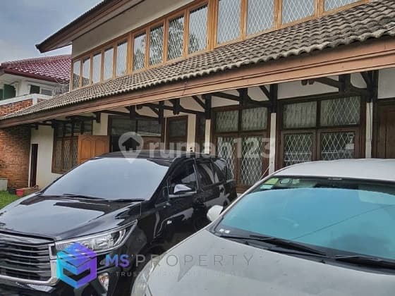 Rumah Siap Huni 2 Lantai Komplek Vila Cinere Mas