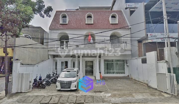 Gedung 3 Lantai Siap Pakai Dekat Bio Medika Gandaria