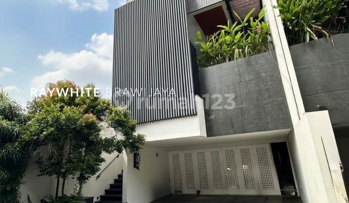 Townhouse Modern Minimalis Area Cipete Cilandak