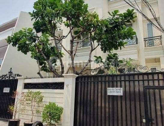 For Sale Strategic House Kebon Kacang