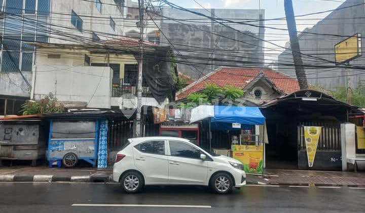 Jual Rumah Tua Zona Komersil Cikini
