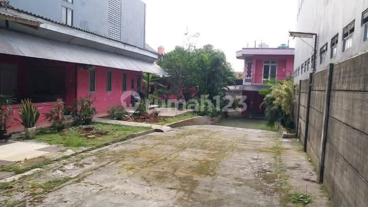 Jual Rumah Plus Kostan Ui