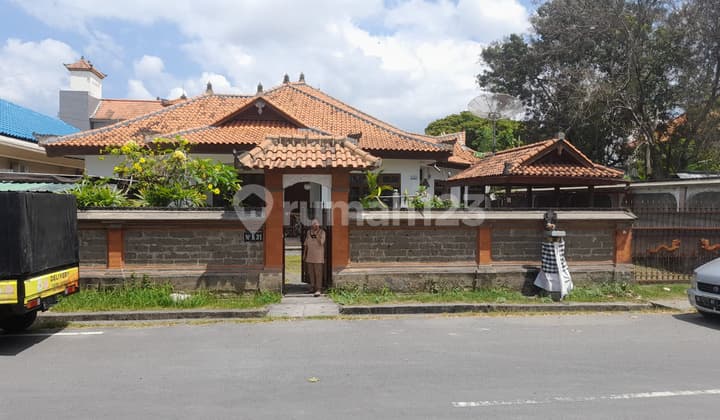 Need Urgently!!! West Gatot Subroto House