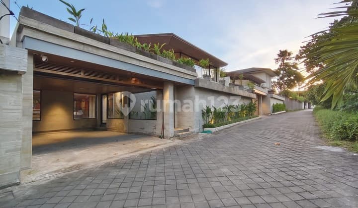Turun Harga Ocean View Villa Sanur