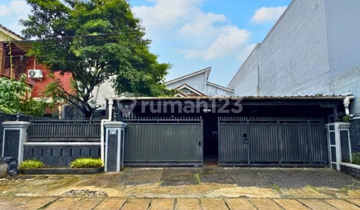 Luxurious House for Sale in Condet