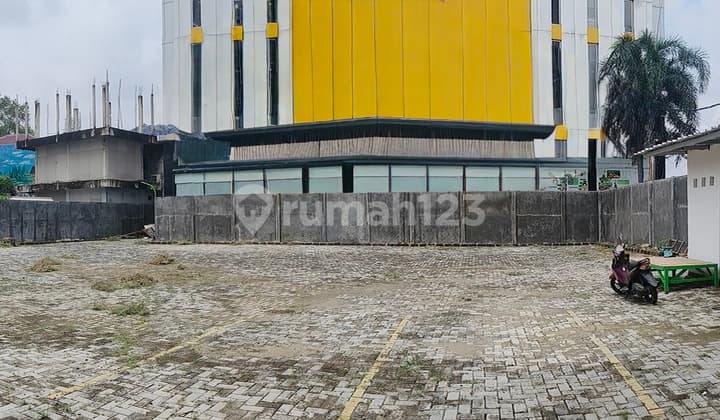 Lahan Komersial Strategis Pinggir Jalan Raya Kedoya Utara - Zona Kuning R6