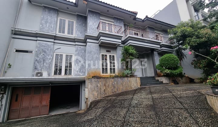 Rumah Mewah Puri Indah