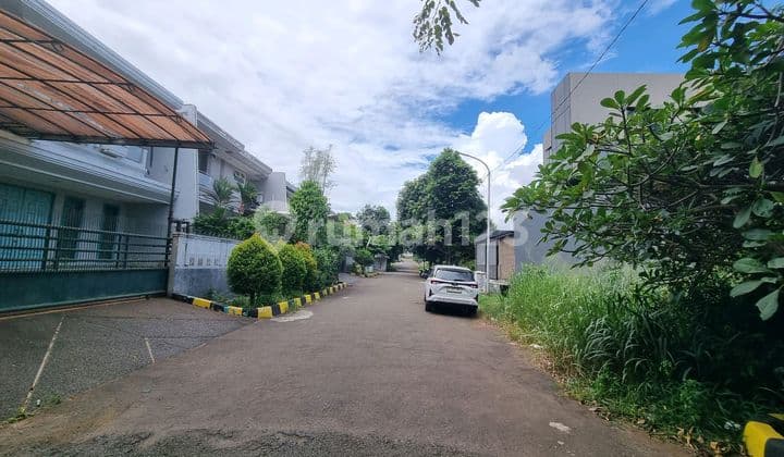 Exclusive Interkon Plot