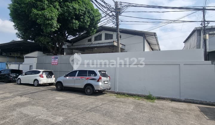 Gudang Baru Renovasi