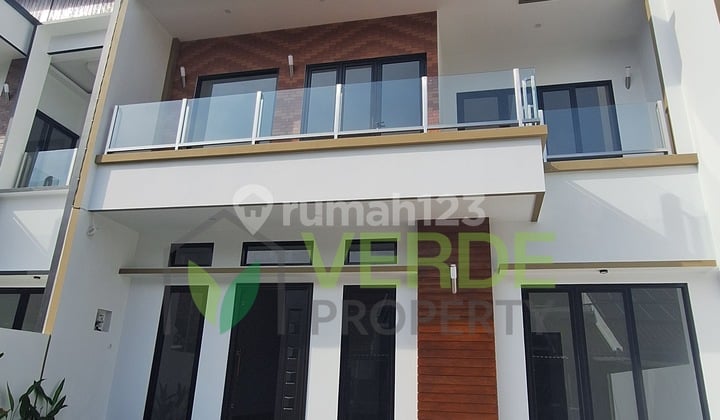 Dijual Rumah Bagus Bangunan Baru Dan Mewah Di Nusaloka BSD