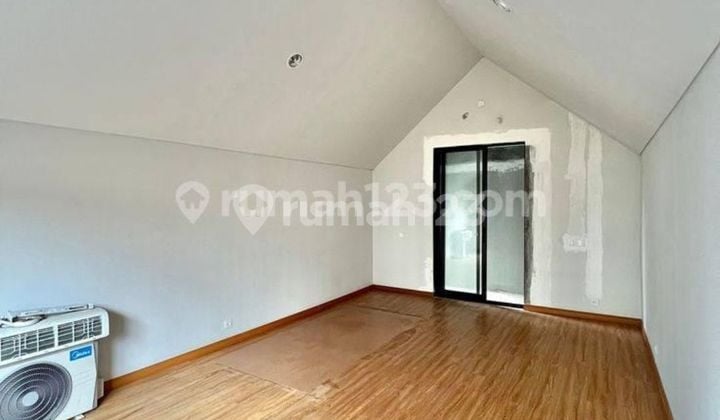 For sale quickly, Greenwich Park BSD house.