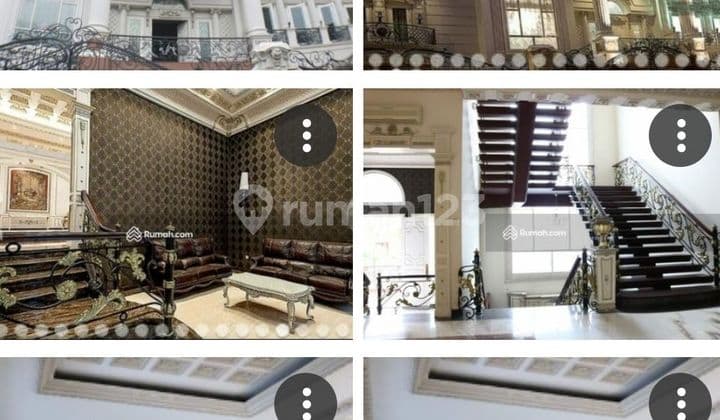 In a luxurious house in Ancol